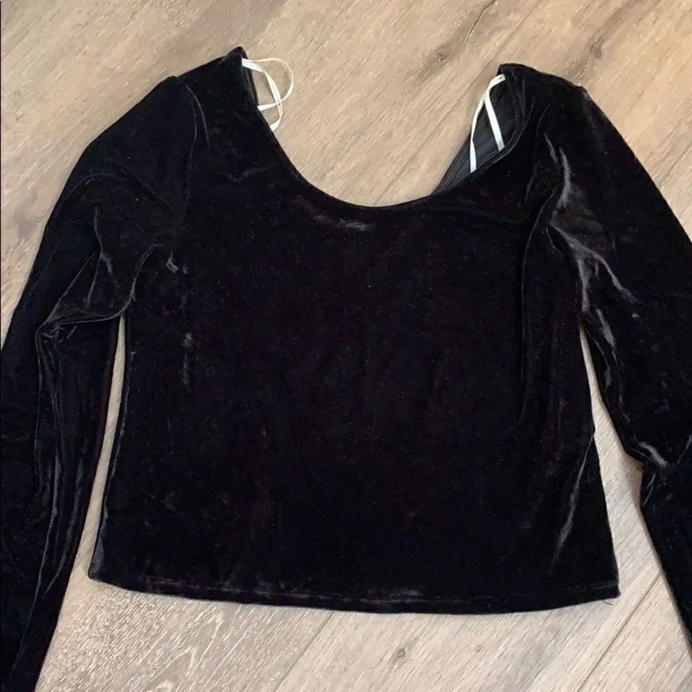 Black Crop Top  - Picture 2 of 6
